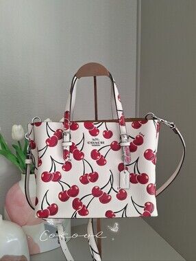 NWT Coach Mollie Tote Bag 25 Crossbody With Cherry Print In Leather CY695